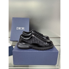 Christian Dior Low Shoes